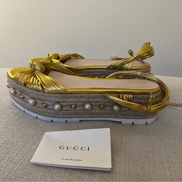GUCCI - LIMITED EDITION Gold Faux Pearl Accents Espadrille - Picture 7 of 10